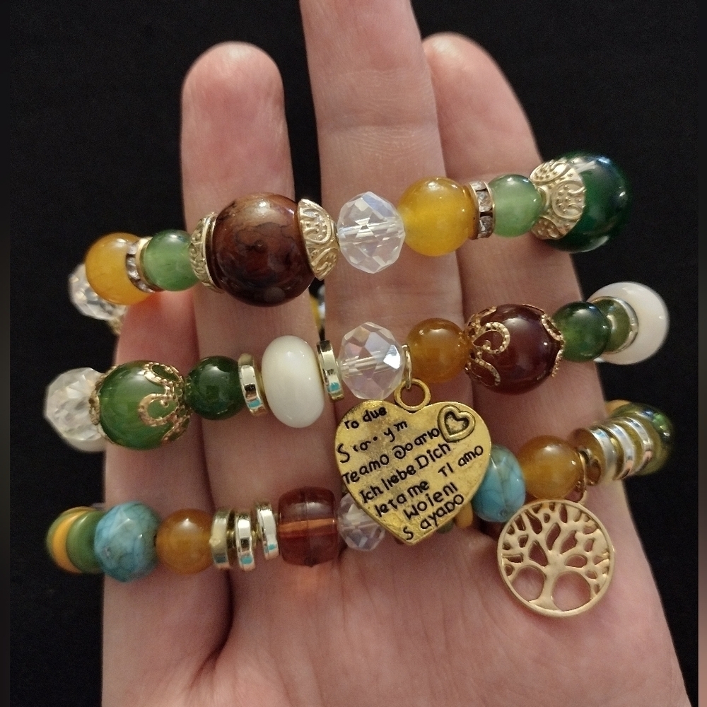 Multicolor Charm Beaded Bracelet Set - Picture 2 of 6